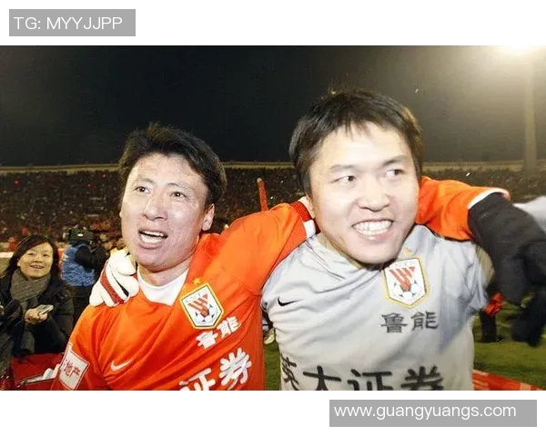 舒畅足球明星的成长历程与职业生涯精彩回顾